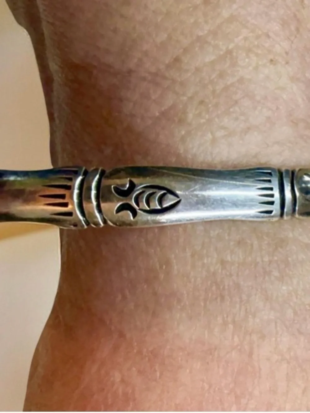 Vintage 925 Sterling Silver Southwestern Stamped Cuff Bracelet 8” 15.1g